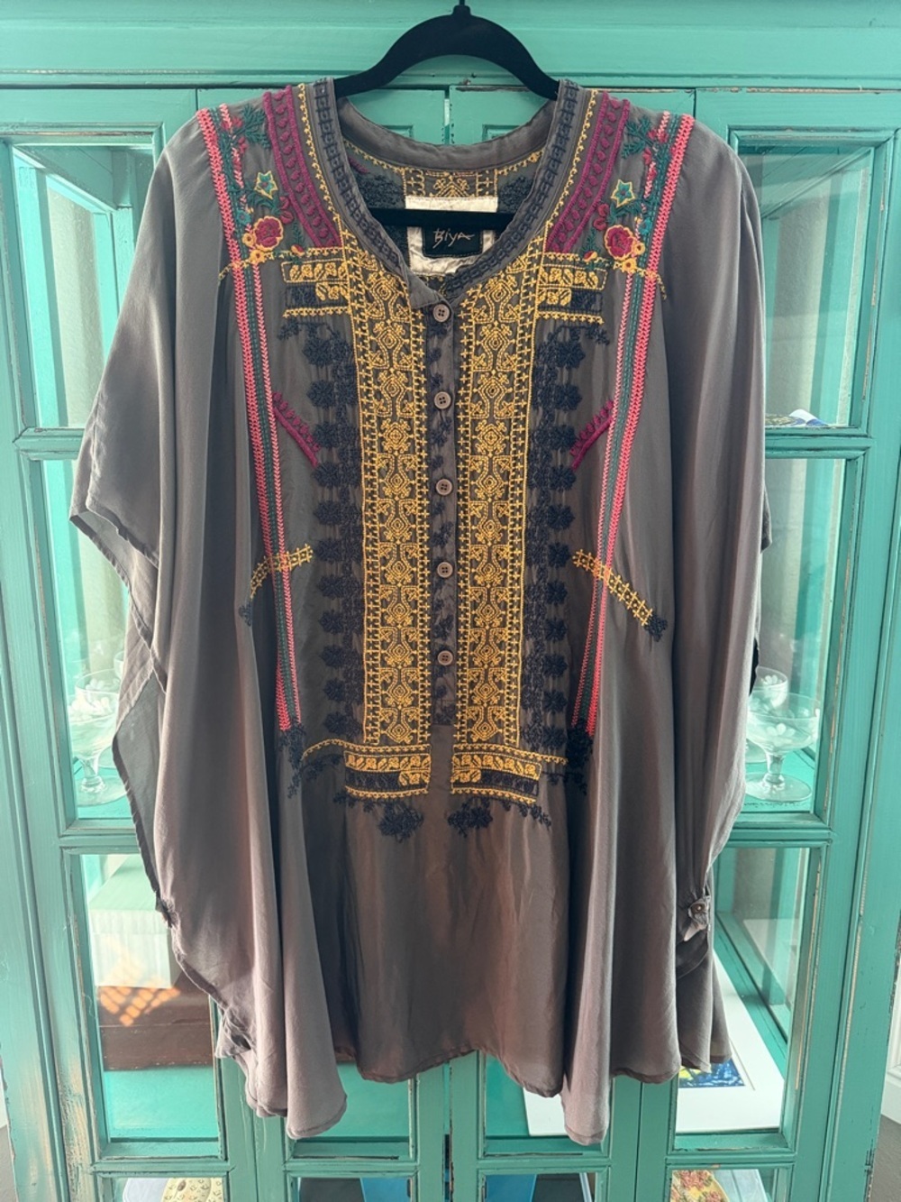 Biya by Johnny Was 100% Silk Embroidered Tunic Kimono Sleeve Boho Top